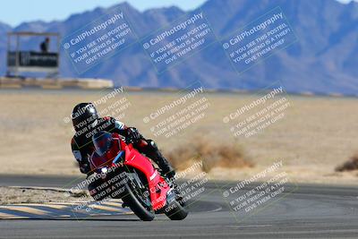 media/Jan-08-2022-SoCal Trackdays (Sat) [[1ec2777125]]/Turn 4 (1145am)/